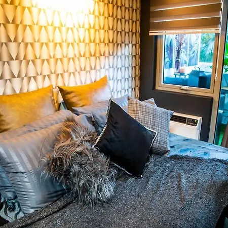 Azure Staycation By Solace Peak 1Br
